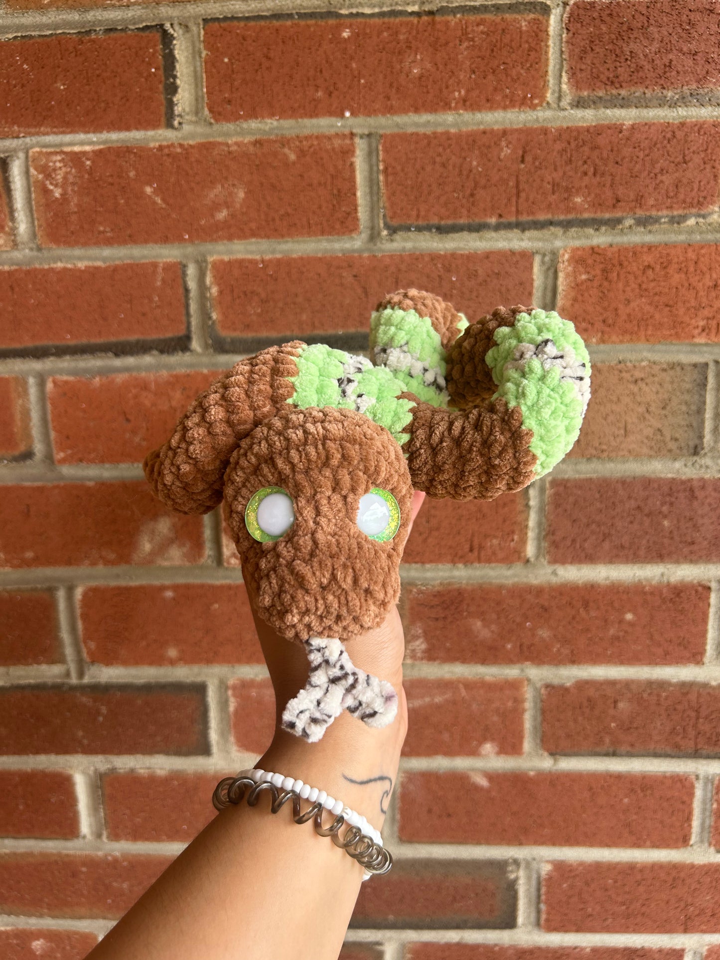 Snake plushie: Kiwi Theme